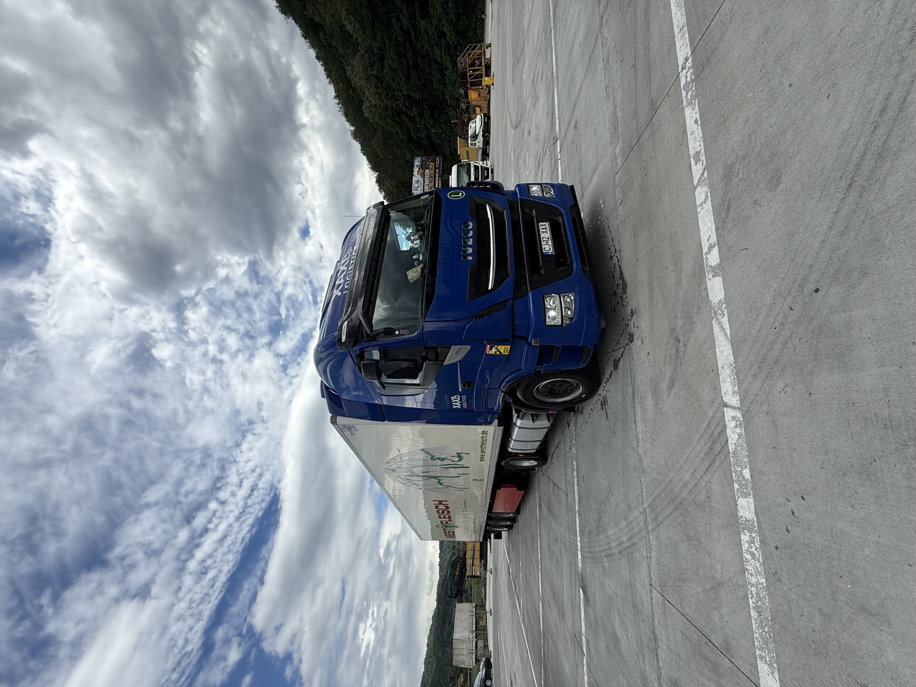 Flota XAX Logistics — imaginea 4